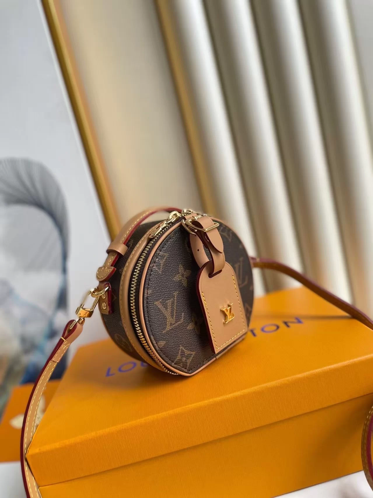 84945e7bdee2dc1ff6ae4b9702c81c9