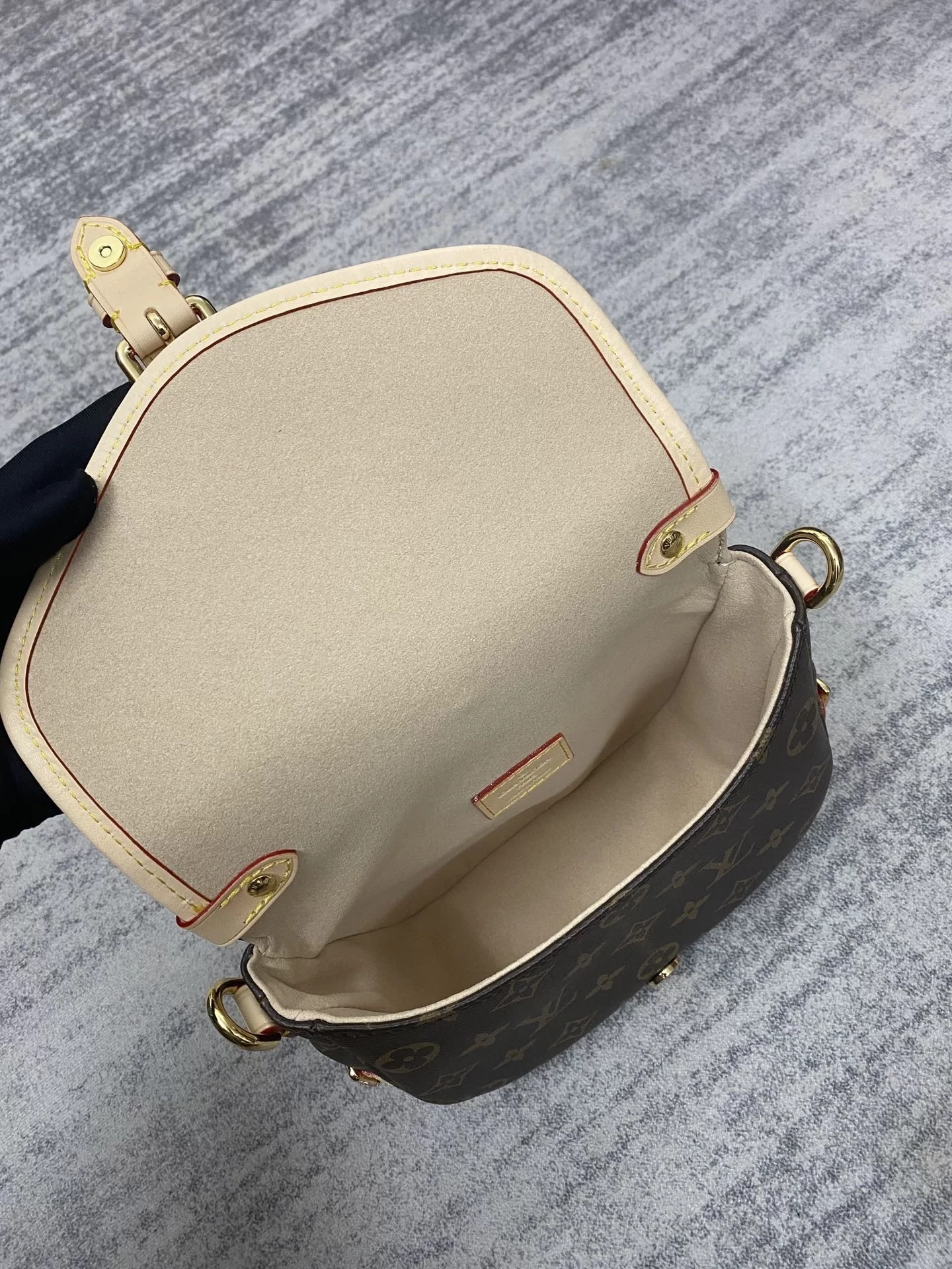 b998969ecb1b71b9884fd83aa571ee6