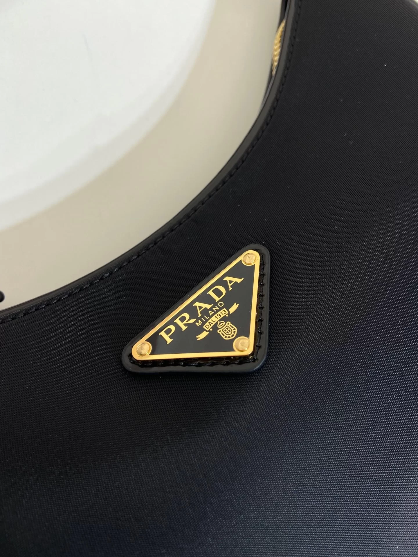 702bec3de7302a0c15c76d99606c2fe